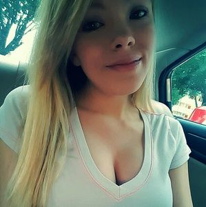 Meet your Posher, Cassandra