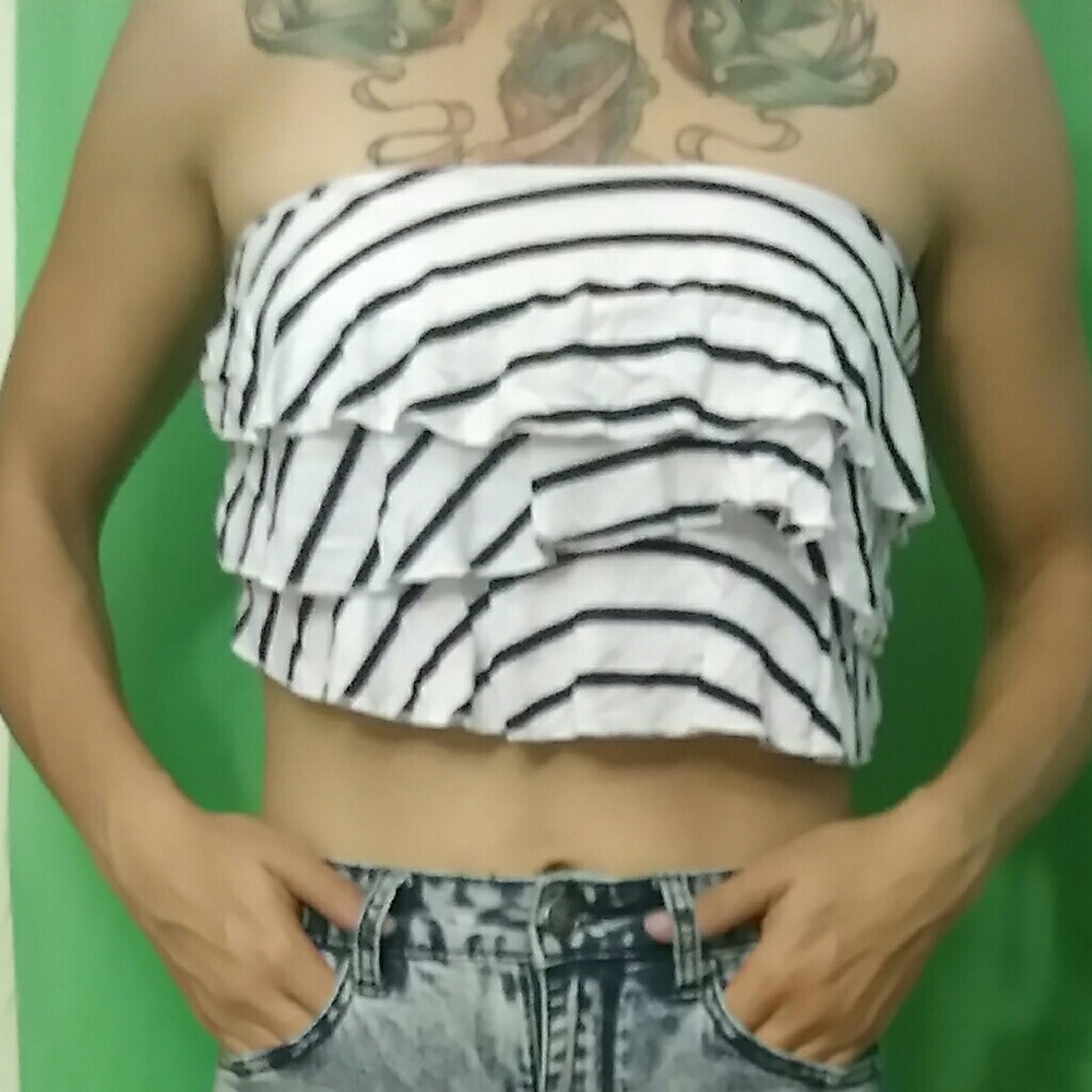 Stripped Crop Top