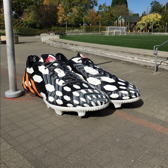 Meet your Posher, Mari - Picture 1 of 1