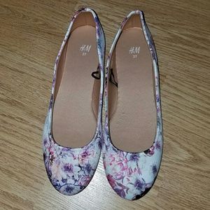 H&M Flower Print Flats