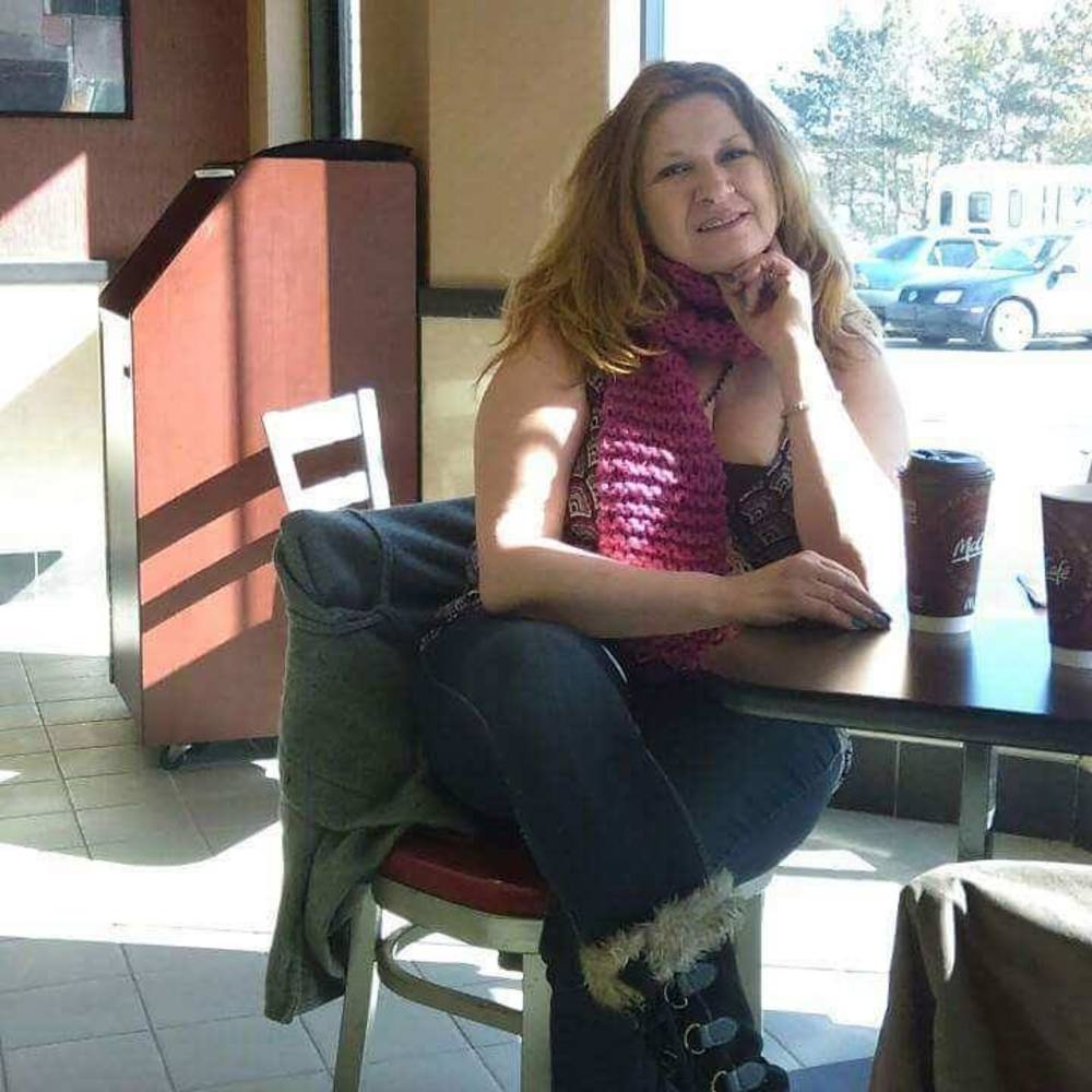 Meet your Posher, Paula