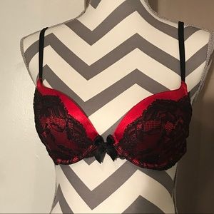 Very Sexy Bra hot red laced with black