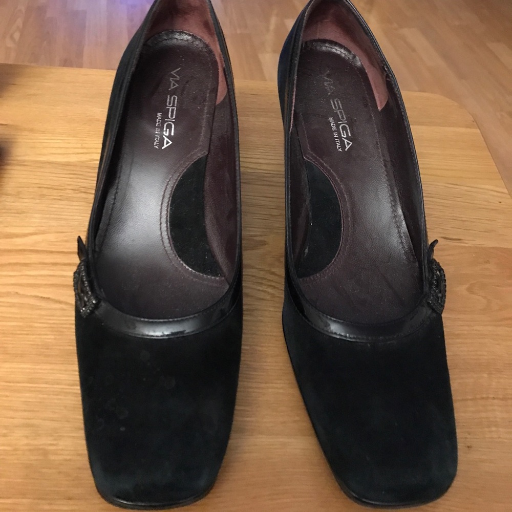 Via Spiga, black on black 2 3/4" narrow heels; 8M
