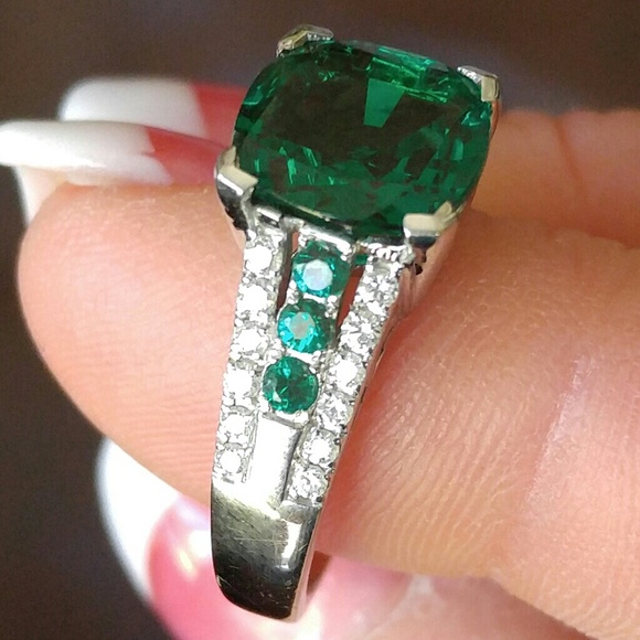 SOLD Certified Diamond and Emerald Ring - Picture 3 of 4
