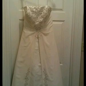 Davids bridal wedding dress