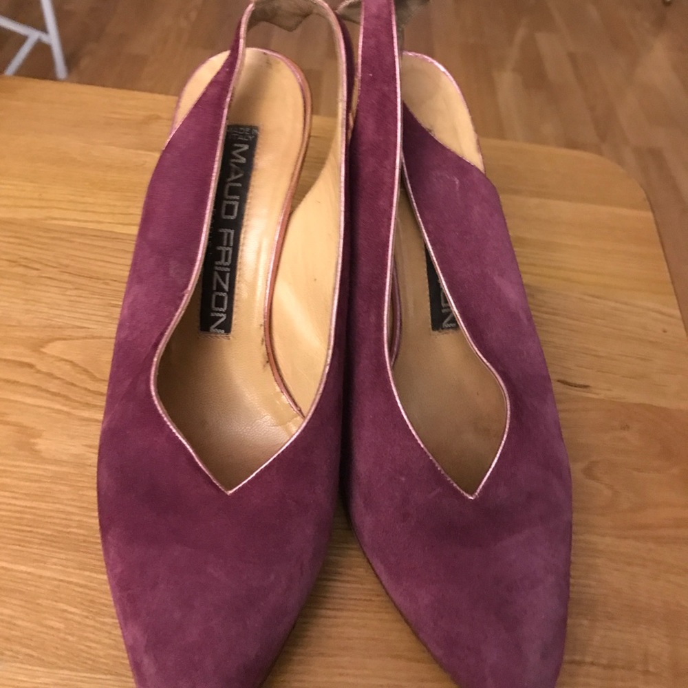 Fabulous Maud Frizon 3 3/4" lavender heels.