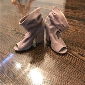 Peep toe slouch bootie