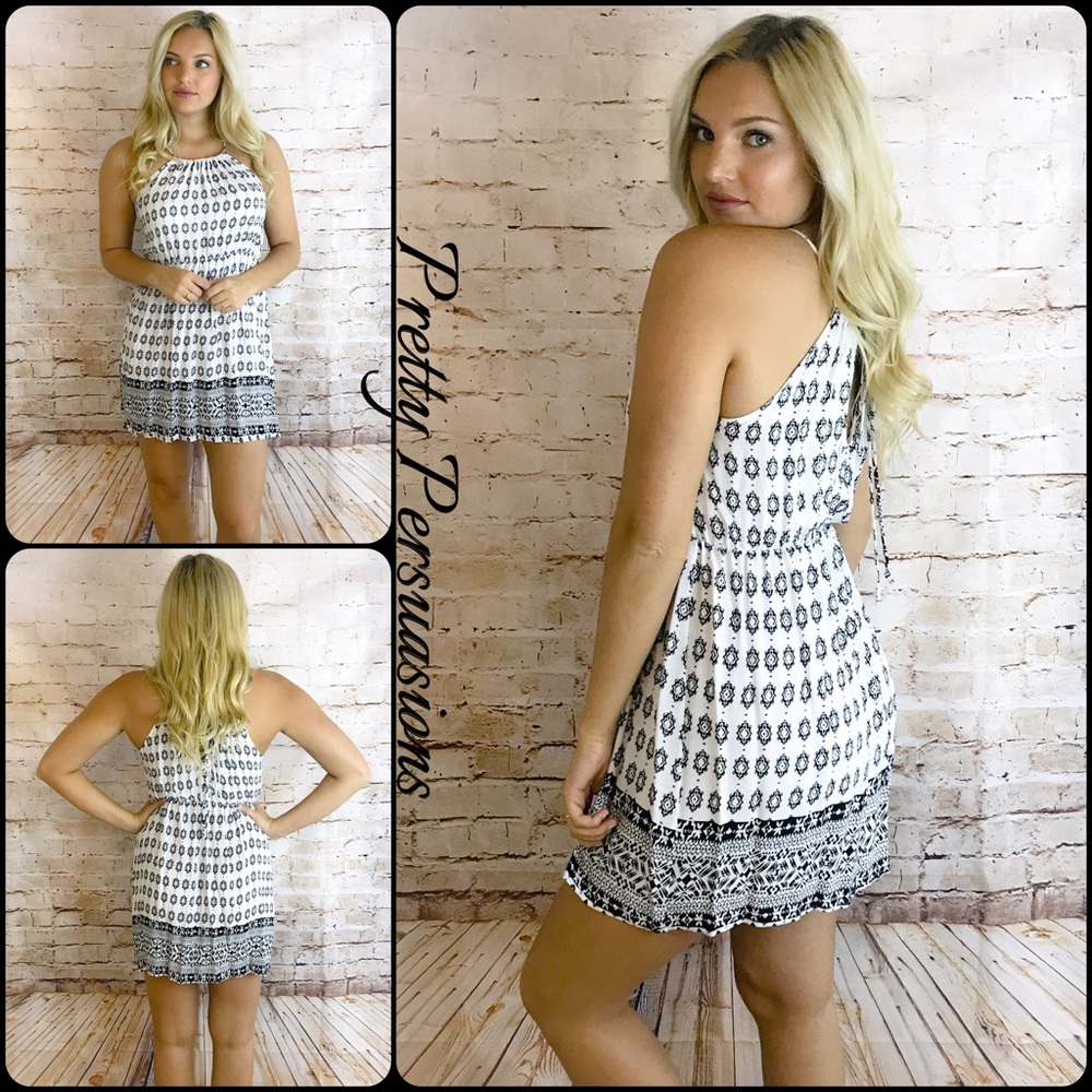 NWT Black & White Printed Dress - Picture 2 of 5