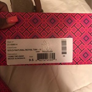 9.5 Tory Burch Wedges