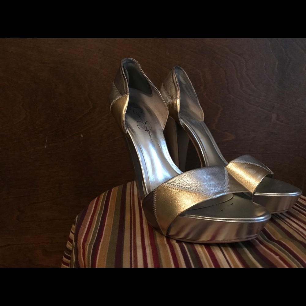 Jessica Simpson heels