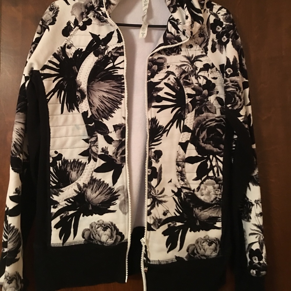 Lululemon jacket
