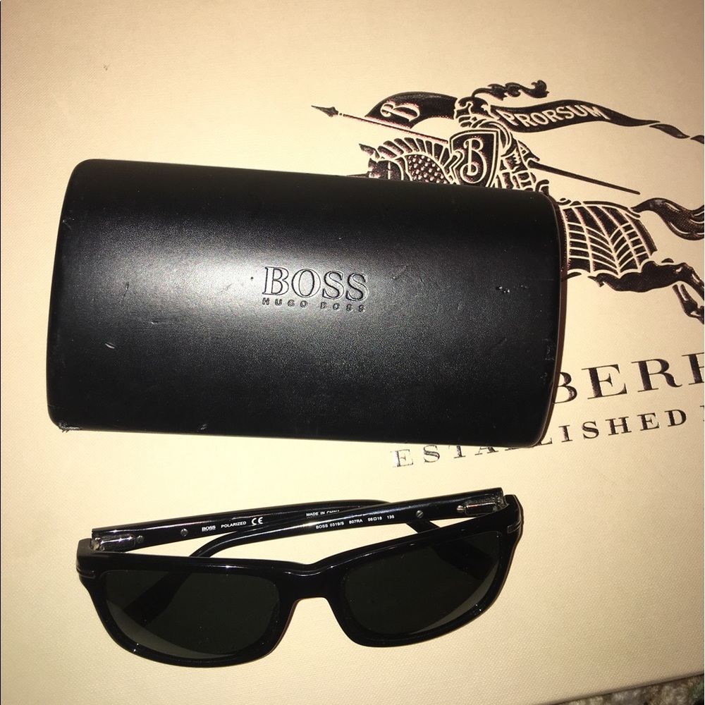 hugo boss "wayfarer" style sunglasses