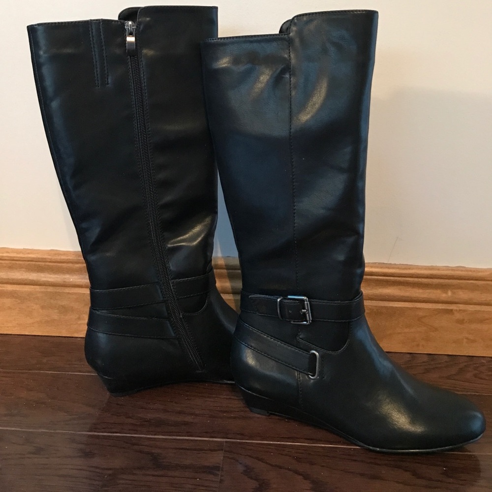 Black boots