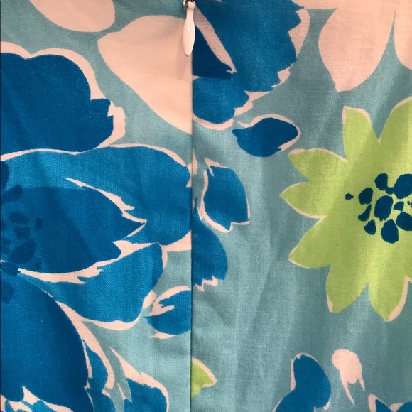 Dress - Picture 2 of 7