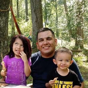 Meet your Posher, Javier