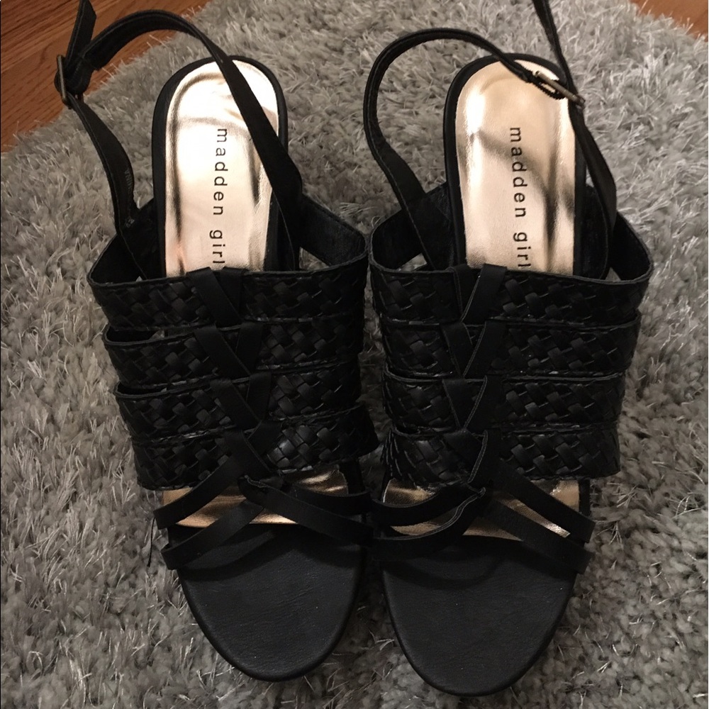 NWOT Steve Madden wedges