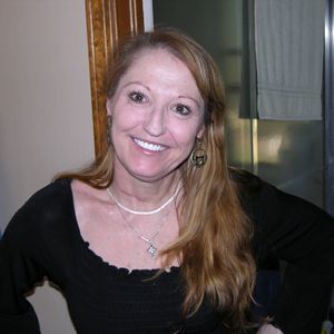 Meet your Posher, Deborah