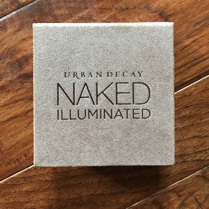 Urban Decay Naked Illuminated