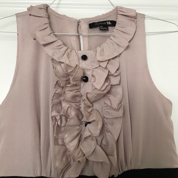 🌸FOREVER21 DRESS🌸 - Picture 2 of 4