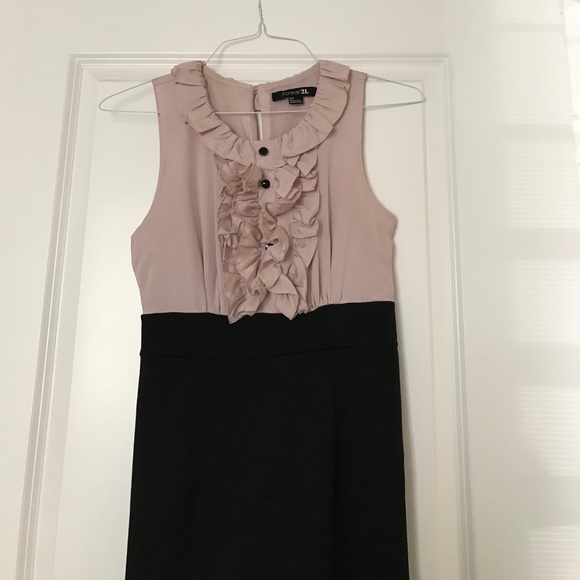 🌸FOREVER21 DRESS🌸 - Picture 3 of 4