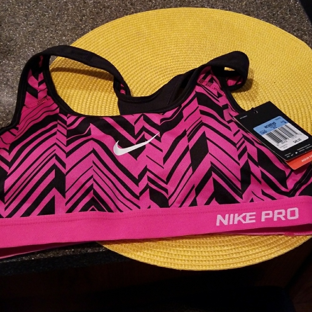 Nike sports bra
