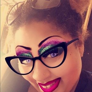 Meet your Posher, Yolanda