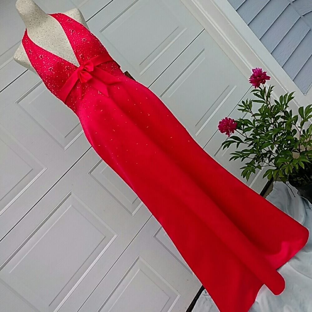 Red BEADED halter gown NWT SIZE 11/12