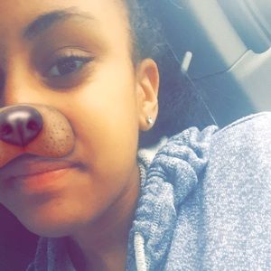 Meet your Posher, Janiece