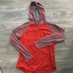 Nike dry fit hoodie size M