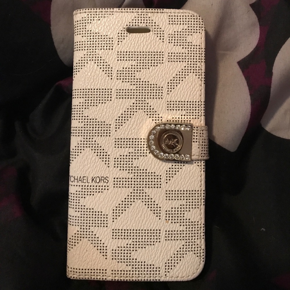 Michael Kors iPhone 6/6s Flip Case