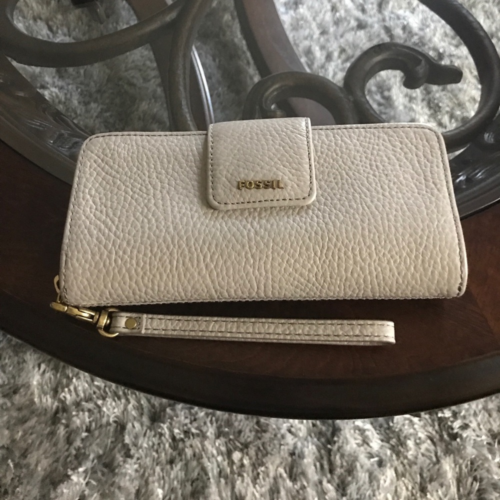Fossil wallet