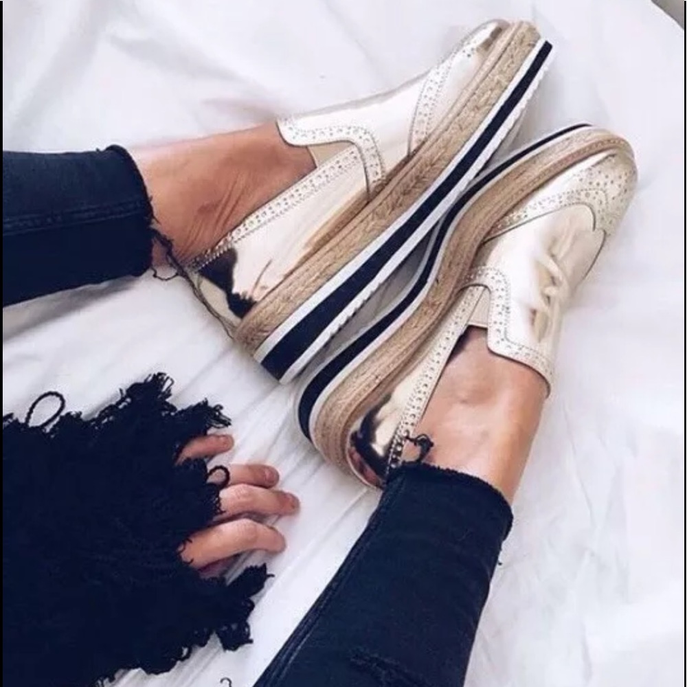 🌟 Zara Gold Loafers ✨