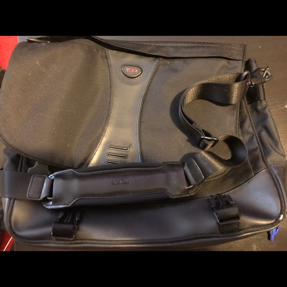 Tumi Messenger bag