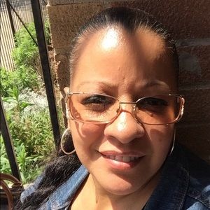 Meet your Posher, Marisol