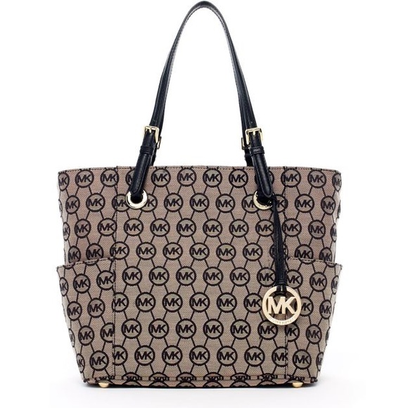 Michael Kors Handbags - Micheal Kors shoulder bag with matching wristlet