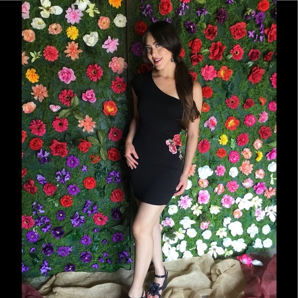 Black One Shoulder Dress-Last one-5💫Rated - Picture 6 of 8