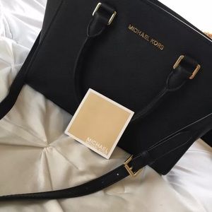 Michael Kors Medium Black Selma Bag