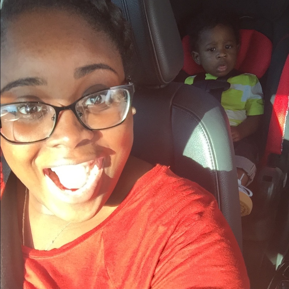 Meet your Posher, Samya