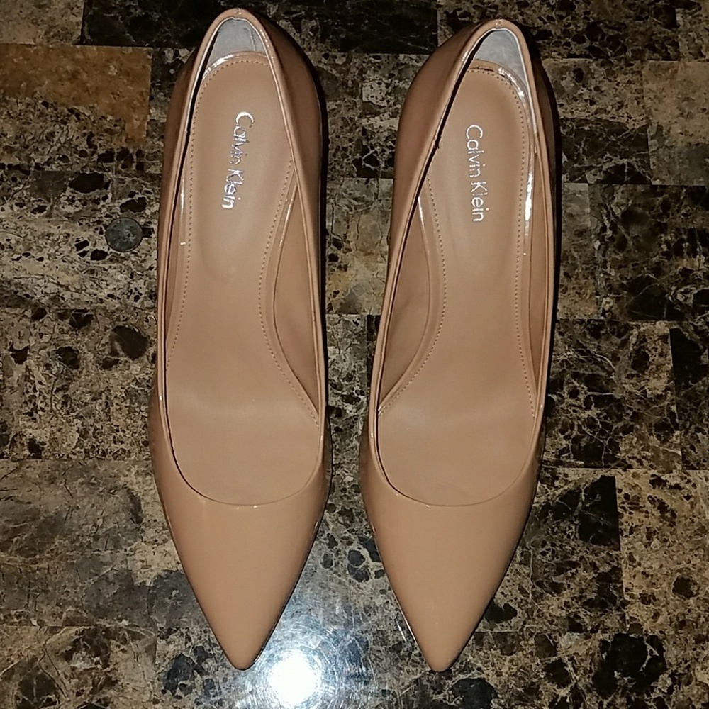 Calvin Klein Pumps