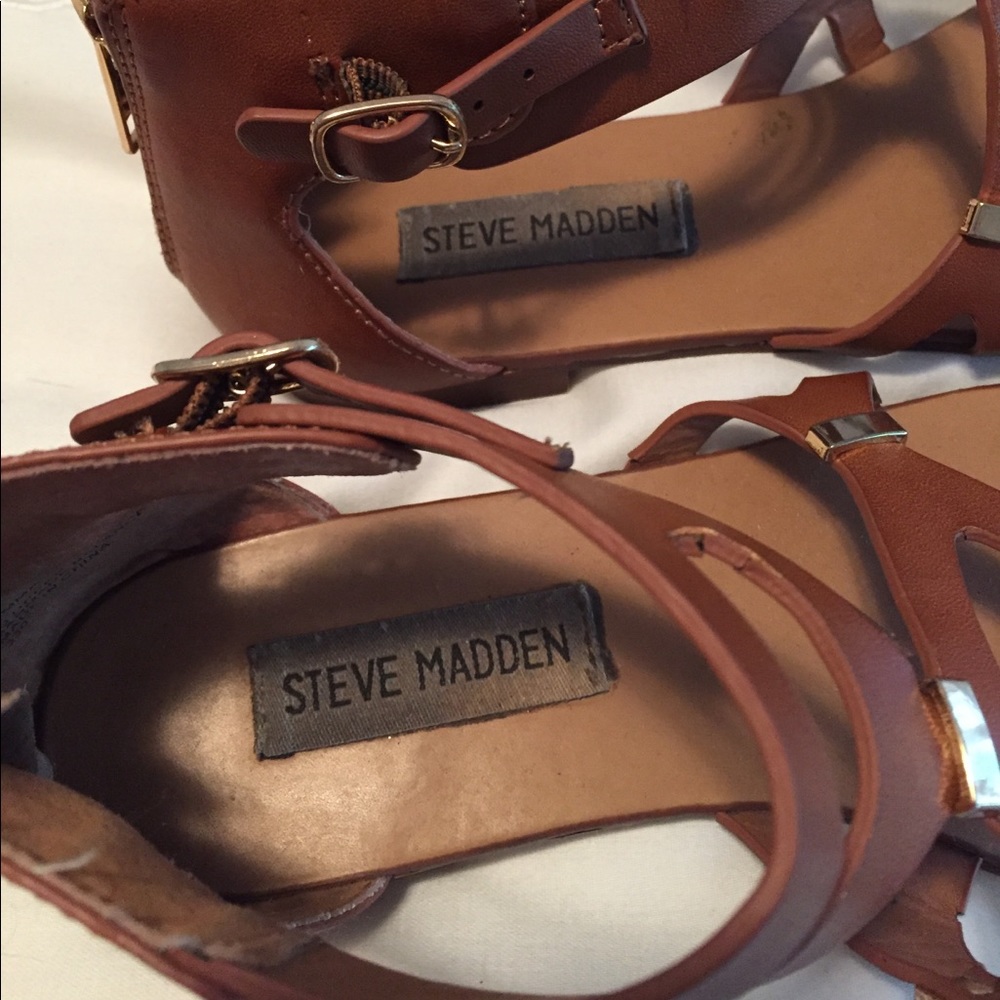 Steve Madden Sandals - Picture 3 of 3