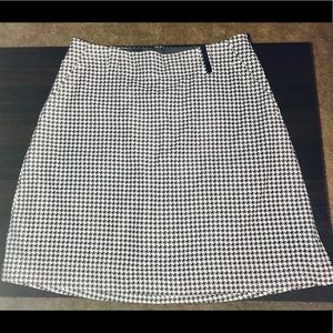 Nike Golf Skirt - Houndstooth - Size 4 Petite