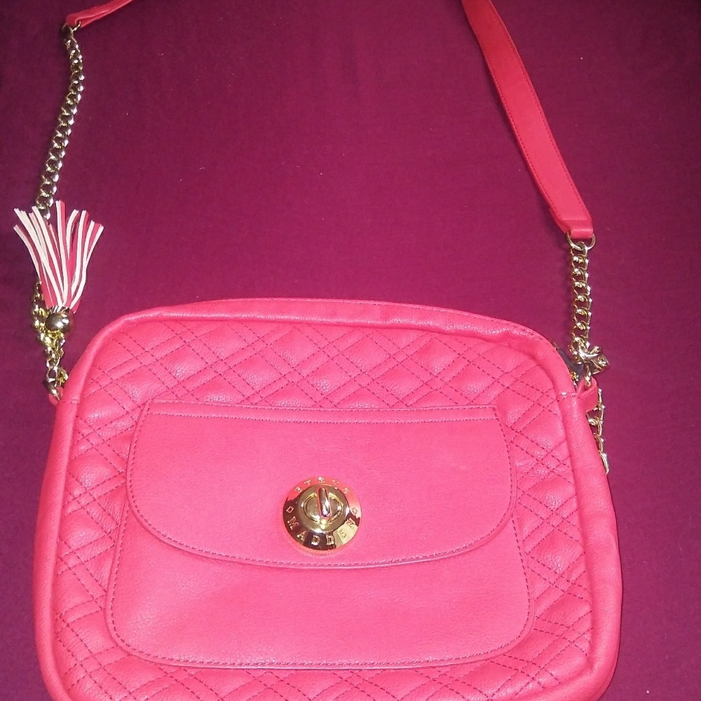 Beautiful Steve Madden gold chain handbag