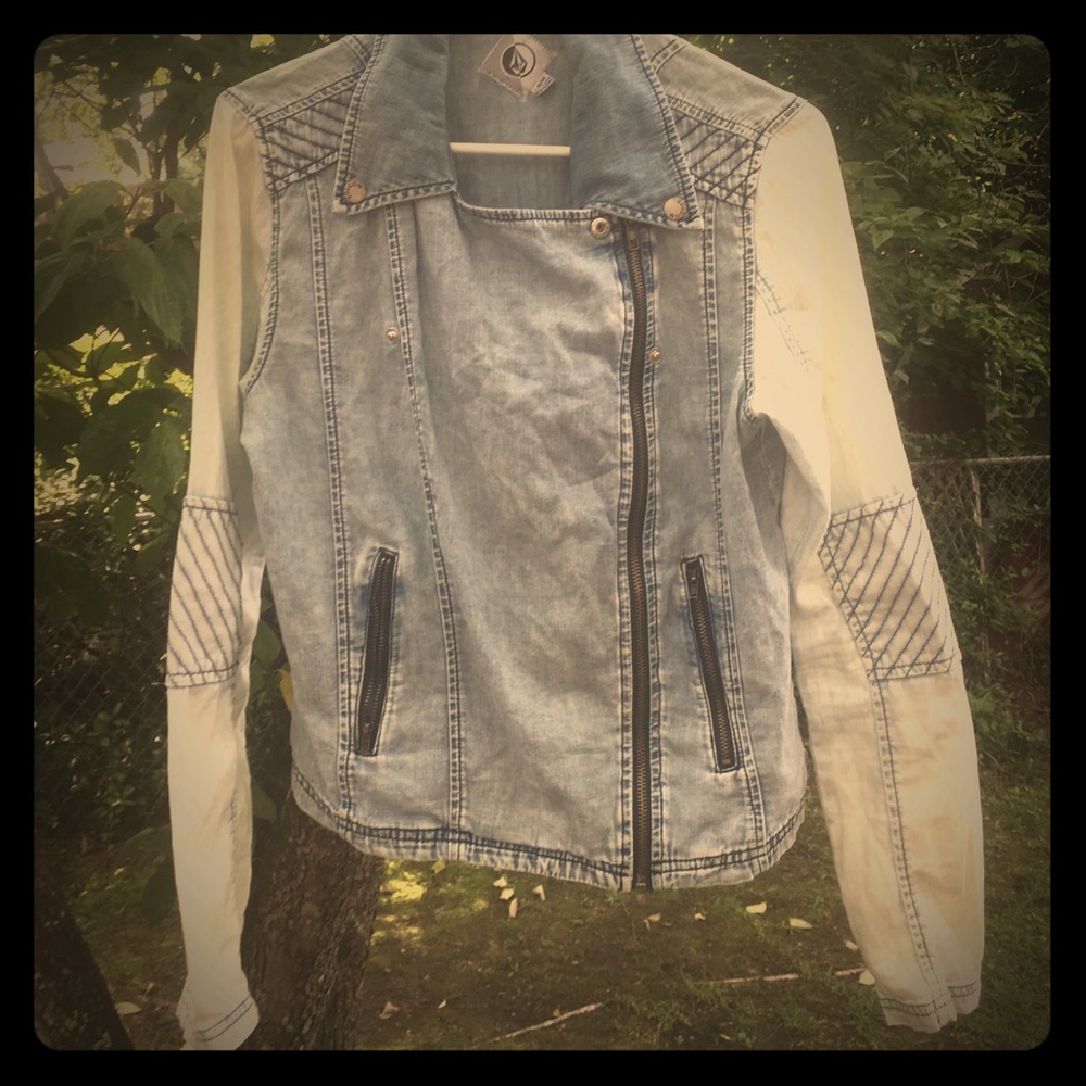 Volcom lightweight Jean jacket