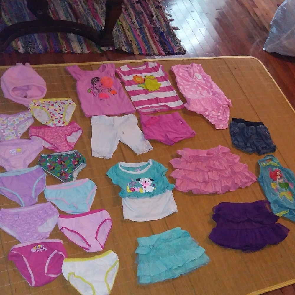 Girls 18 months / 2t summer lot