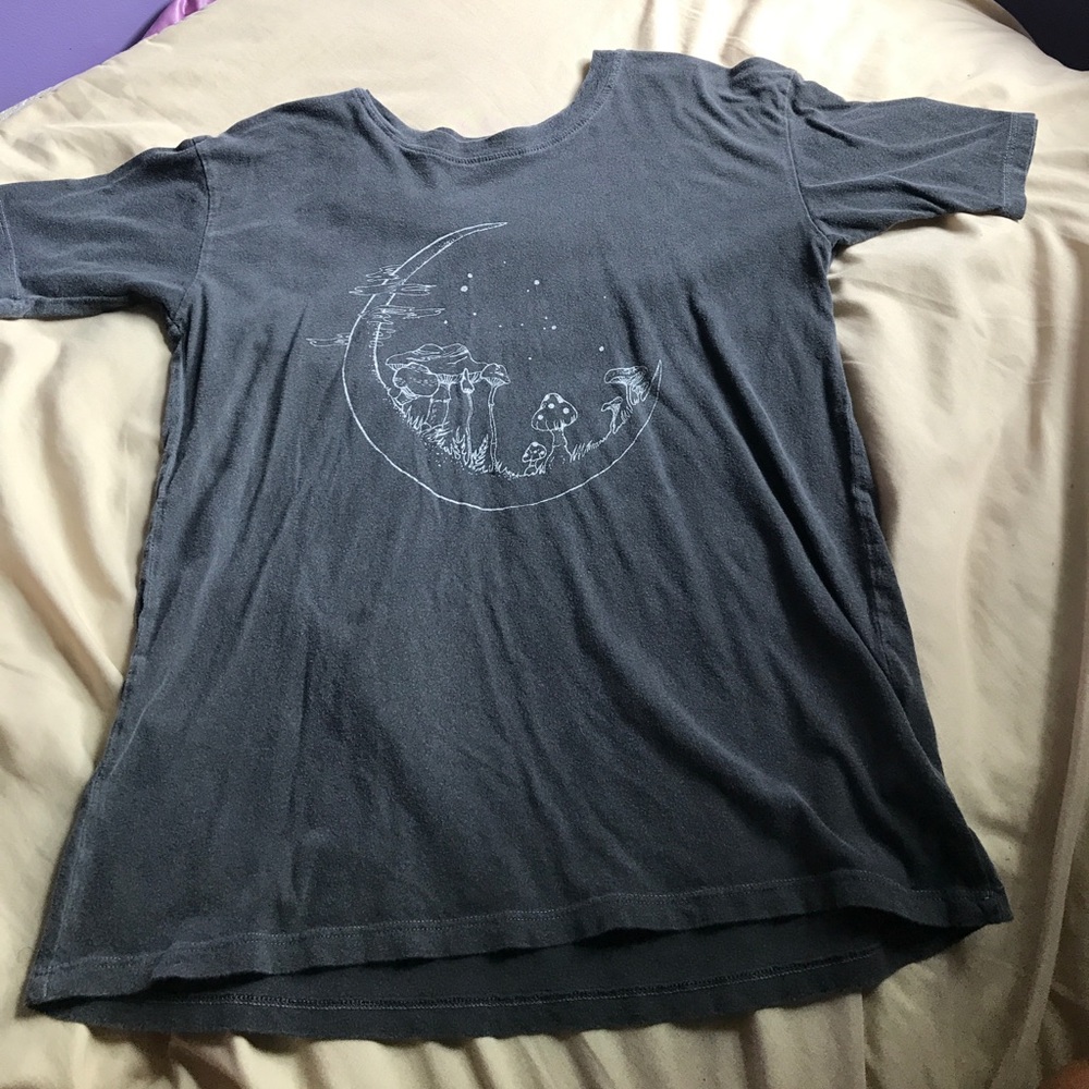 Truly Madly Deeply(Urban Outfitters)mushroom shirt