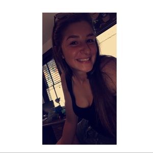 Meet your Posher, Brianna