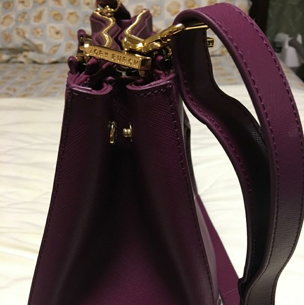 *HP* EUC Authentic Tory Burch "Robinson" Tote - Picture 5 of 7