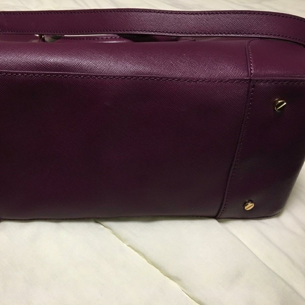 *HP* EUC Authentic Tory Burch "Robinson" Tote - Picture 4 of 7