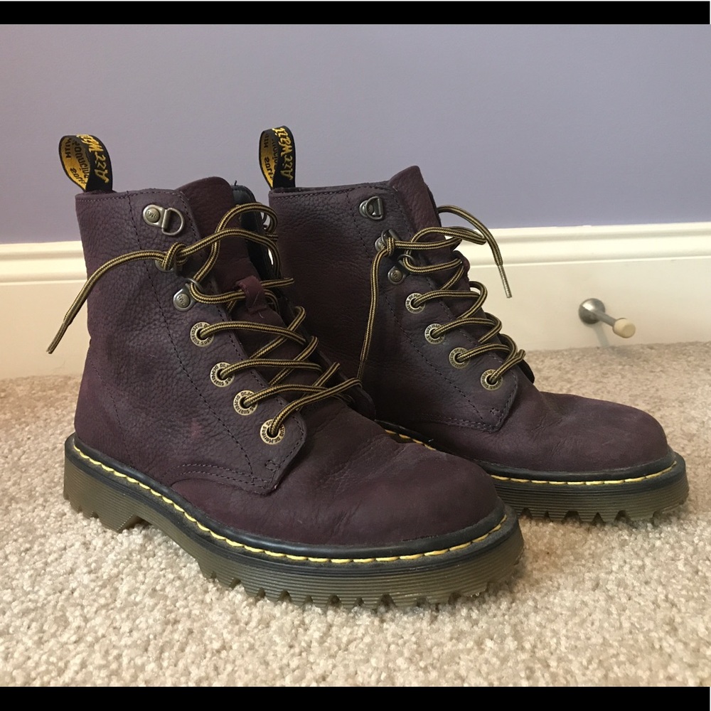 Purple Dr. Martens size 7 - LIKE NEW vintage look