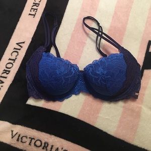 34D Victoria Secret Date Push-Up Bra
